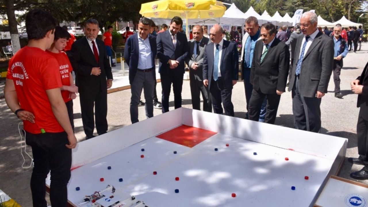 "Bilimin, sanatın, sporun destekçisi olacağız"