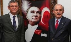 Özgür Özel'den Büyükerşen'in adaylığı hakkında flaş açıklama.