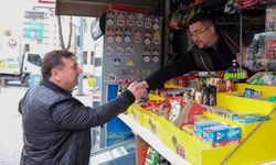 Özkan Alp esnaf ziyaretlerini gerçekleştirdi.