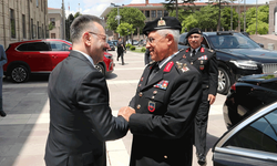 Jandarma Genel Komutanı Orgeneral Arif Çetin Vali Aksoy'u ziyaret etti