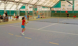 Eskişehir'in kurtuluşuna özel tenis kupası turnuvası tüm heyecanıyla devam ediyor