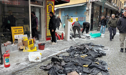 Eskişehir'de deri dükkanında yangın çıktı