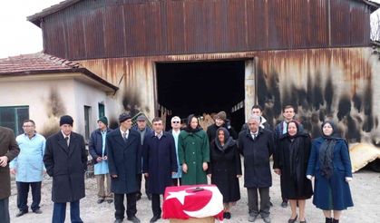 Bu belgesel 100 yıl önceki dekorlarla hazırlanıyor