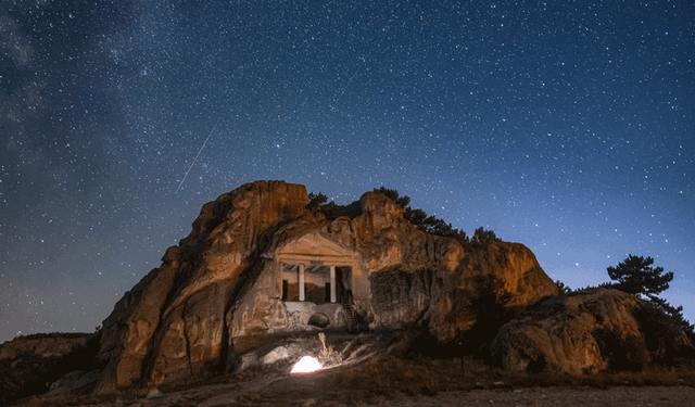 Perseid meteor yağmuru Eskişehir'de görenleri büyüledi