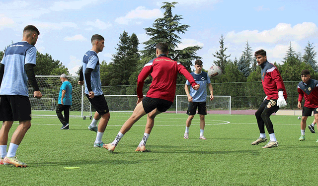 Anadolu Üniversitesi SK karşılaşma maçına hazırlanıyor