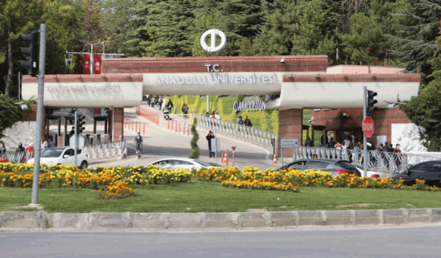 Eskişehir'de engelli öğrenciler istedi Anadolu Üniversitesi yaptı